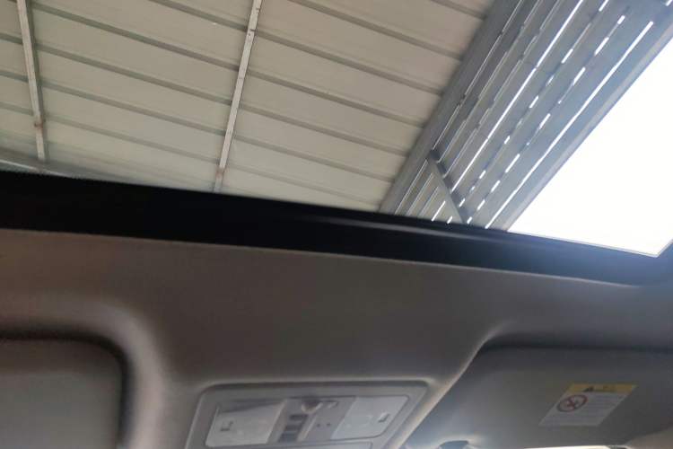 Used Nissan Lannia 2021 1.6L CVT Cool Edition Headliner