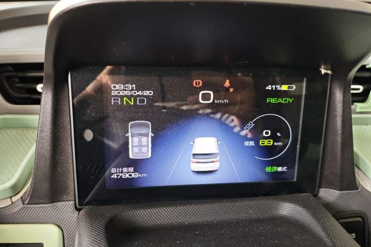 Used Wuling Hongguang MINIEV 2021 Macaron Sandwich Model 170 km Lithium Iron Phosphate