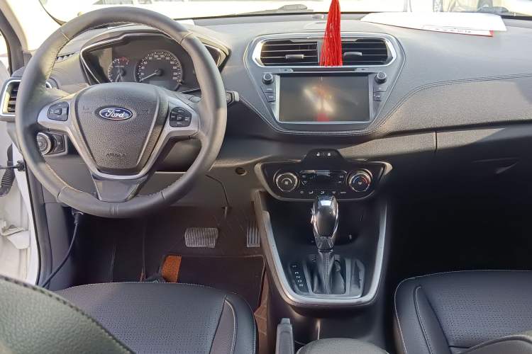 Used Ford Escort 2017 Happiness Edition 1.5L Automatic Fashion Version
