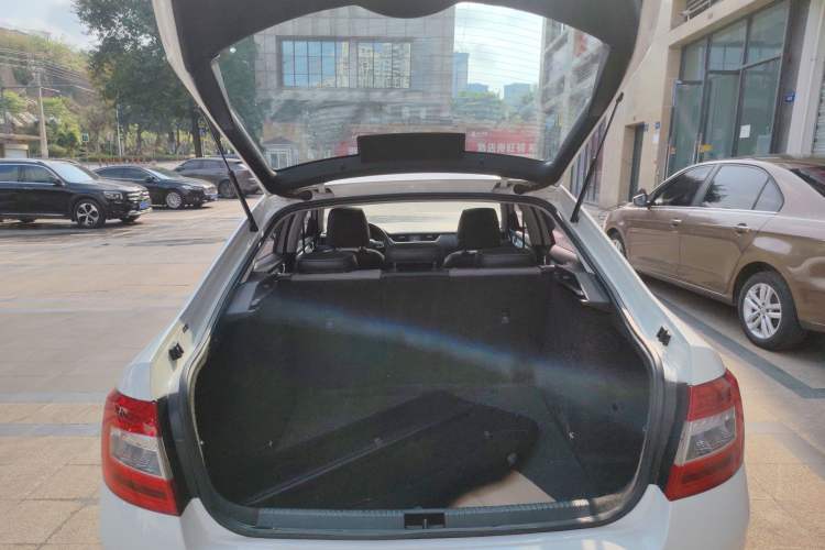 Used Skoda Octavia 2017 1.6L Automatic Chuanxing Edition