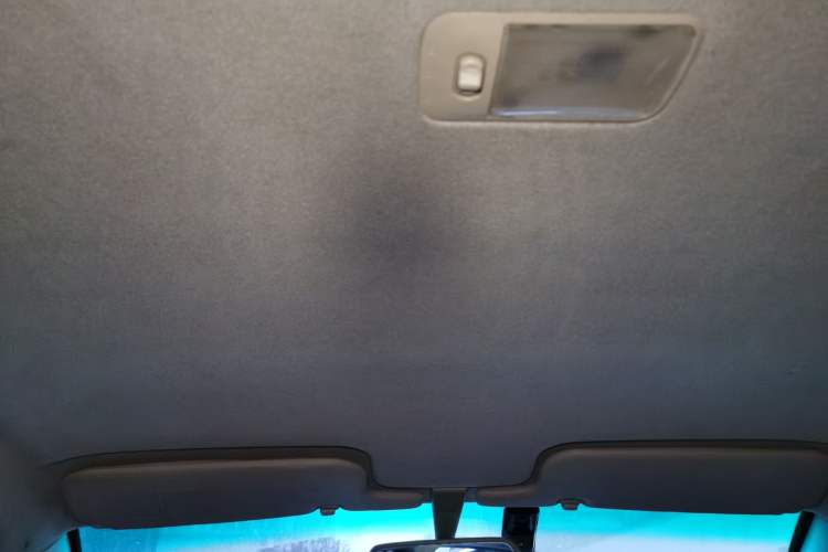 Used BYD F3 2015 Energy-Saving Edition 1.5L Manual Luxury Model Headliner