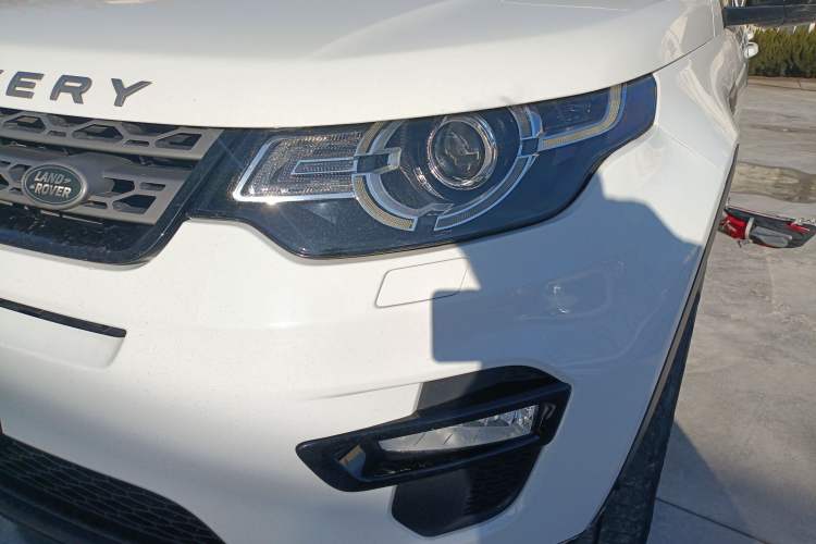 Used Land Rover Discovery Sport 2019 240 PS PURE Edition China VI Standard
