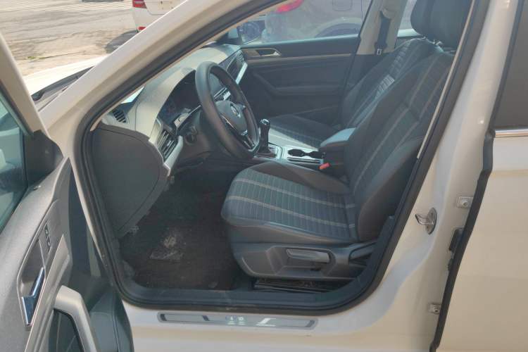 Used Volkswagen Lavida 2019 1.5L Manual Comfort Edition China VI Standard