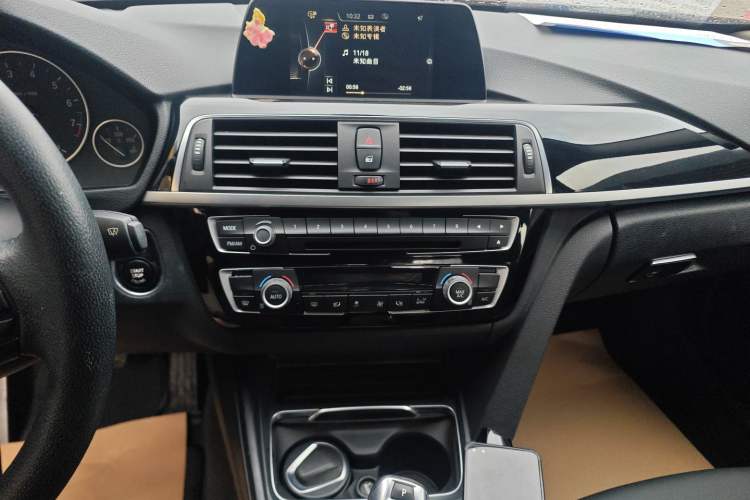 Used BMW 3 Series 2016 320Li Fashion Model
