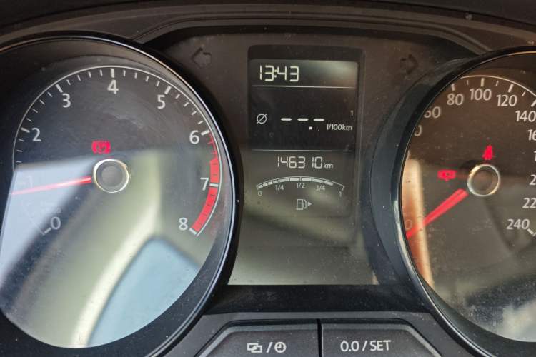 Used Volkswagen Lavida 2015 1.6L Manual Fashion Edition
