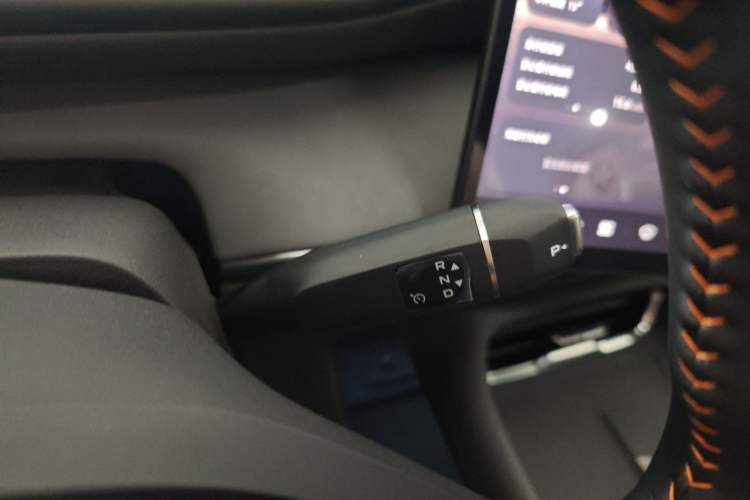 Used CHANGAN NEVO Q07 2025 215 Prestige Edition Gear Lever