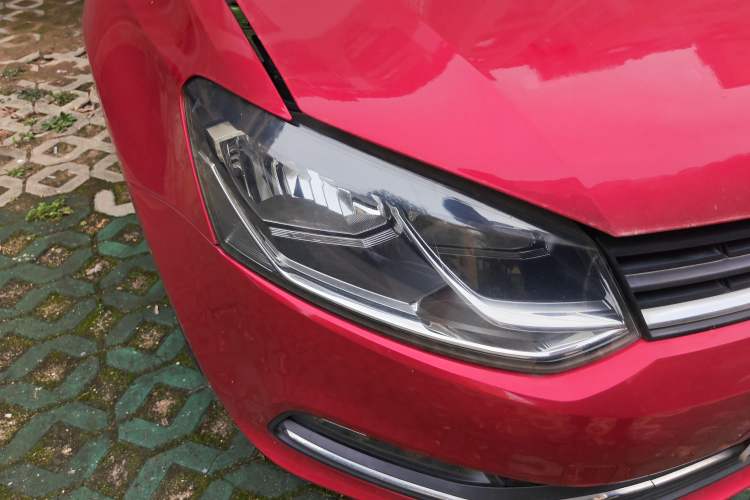 Used Volkswagen Polo 2014 1.6L Automatic Comfort Edition
