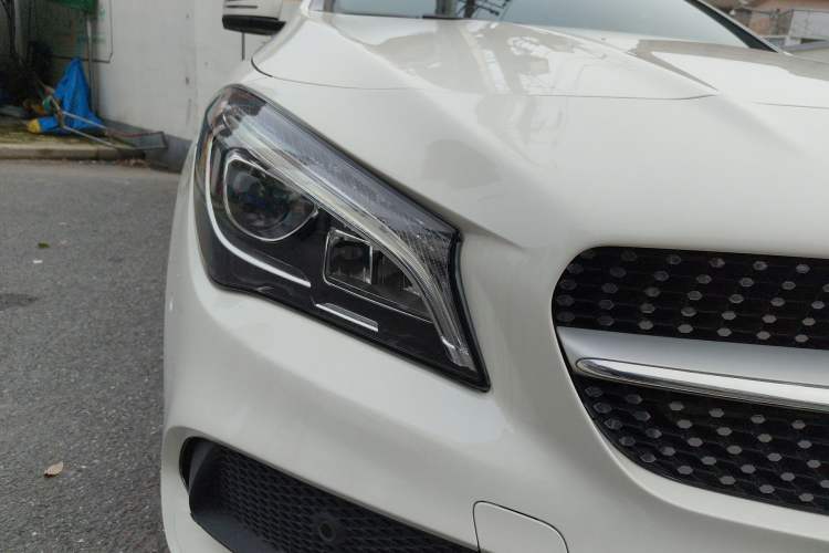 Used Mercedes-Benz CLA 2016 CLA 200 Style Edition Right Front Headlight
