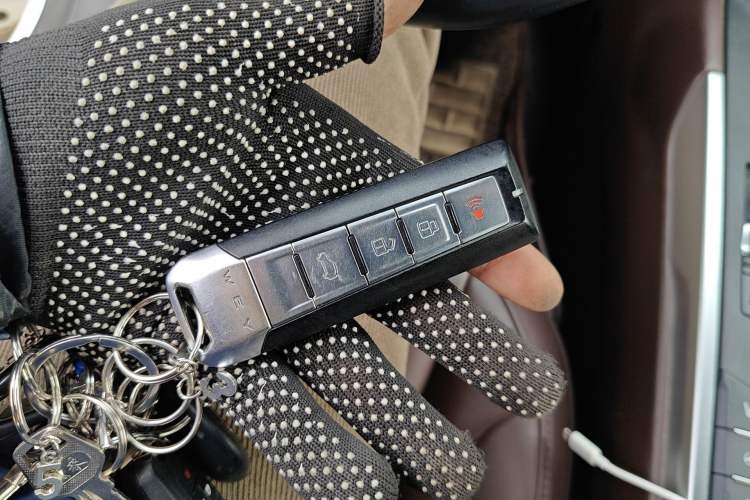 Used Wey VV5 2017 2.0T Ultra-Luxury Version
