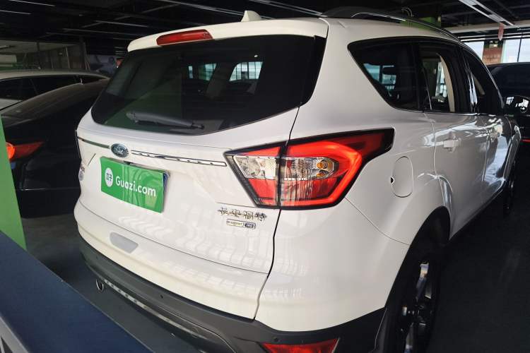 Used Ford Kuga 2019 EcoBoost 180 Two-Wheel-Drive Titanium Plus Model China V Standard Rear
