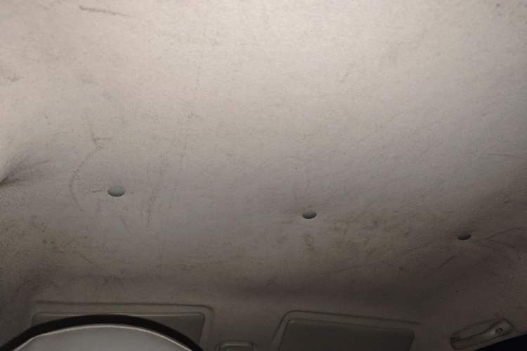 Used Jinbei Starfish A9 2011 1.0L Standard Edition
