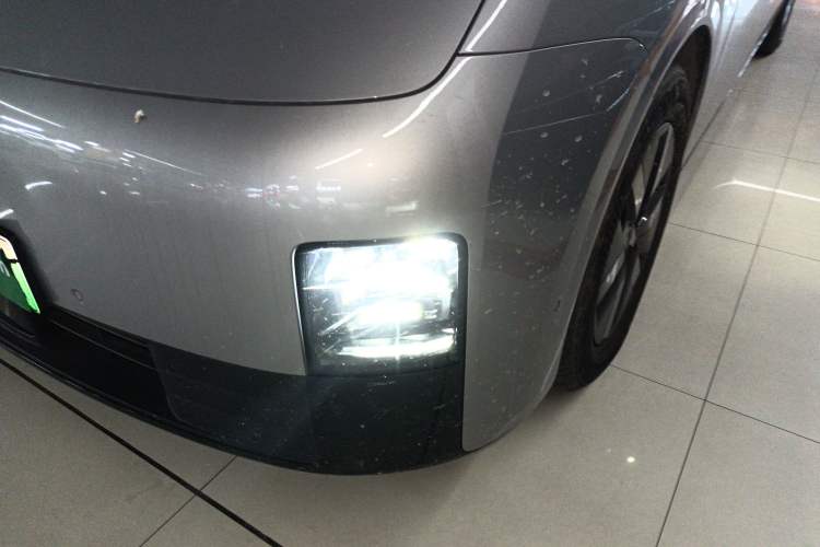 Used Li Auto MEGA 2024 Ultra Model