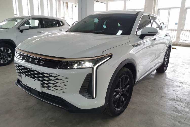 Used EXEED Stellar 2023 400T Two-Wheel Drive Comfort Edition