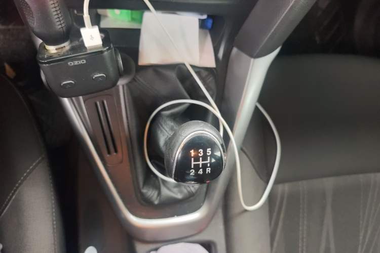 Used Ford Focus 2018 Hatchback Classic 1.6L Manual Comfort Plus SmartDrive Edition Gear Lever