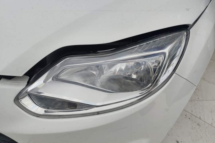 Used Ford Focus 2012 Sedan 1.6L Automatic Comfort Model