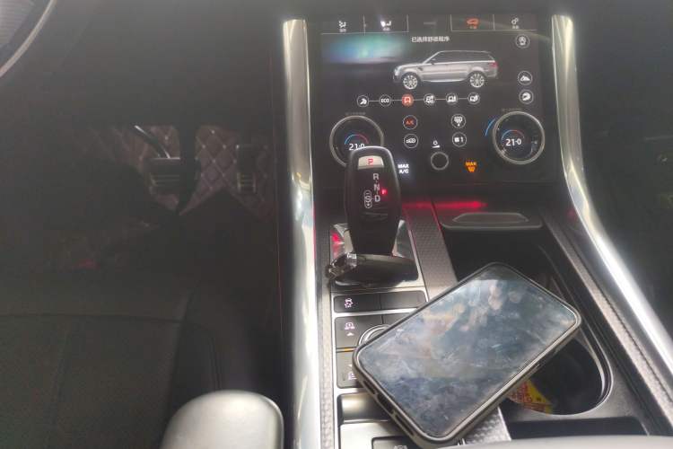 Used Land Rover Range Rover Sport 2020 3.0 L6 SE