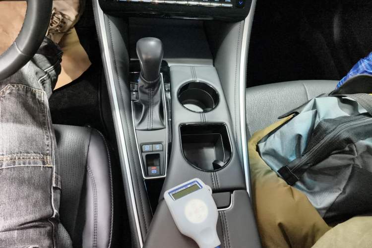 Used Toyota Avalon 2023 2.0L Premium Edition
