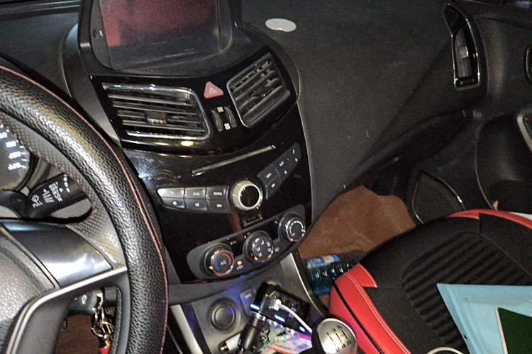 Used Haima S5 2015 1.6L Manual Luxury Model with Sunroof