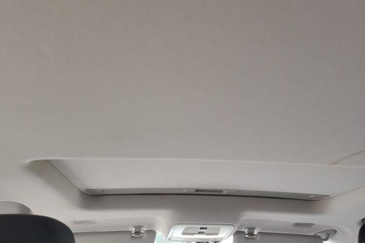 Used Roewe Ei5 2019 Smart Connect Flagship Edition