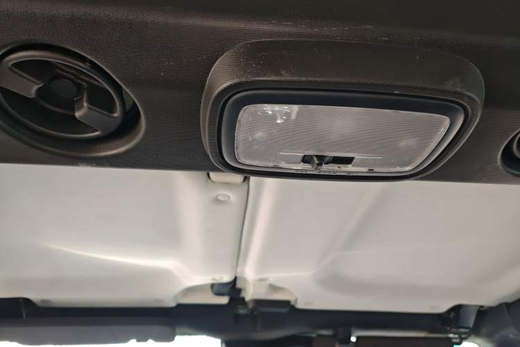 Used BAIC Off-Road BJ40 2018 PLUS 2.3T Automatic Four-Wheel Drive Flagship Version China V Emission Standard Headliner