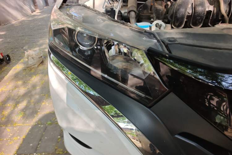 Used Honda Gienia 2017 1.5L CVT Comfort Version Right Front Headlight