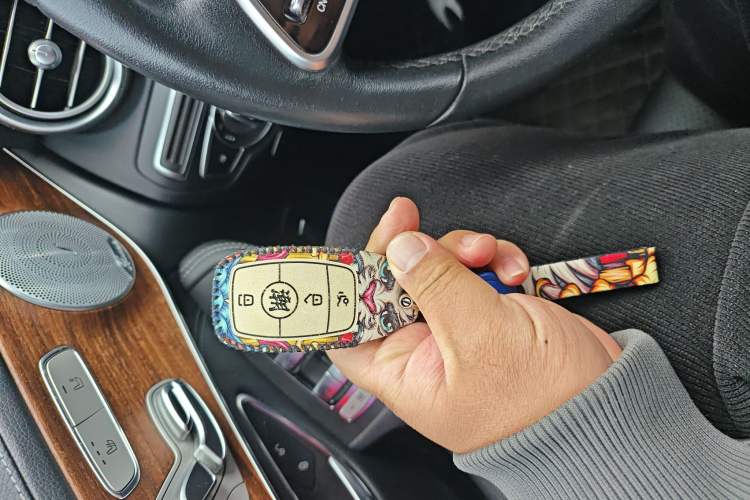 Used Mercedes-Benz GLC 2020 Facelifted GLC 300 L 4MATIC Luxury Edition
