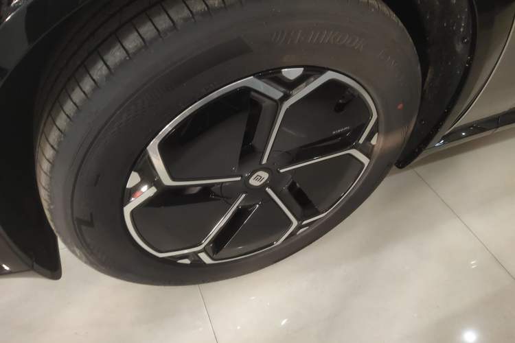 Used Xiaomi Auto YU7 2025 Ultra-Long Range Rear-Wheel Drive Version