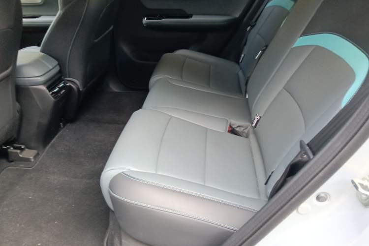 Used AION Y 2023 Younger Star Edition
