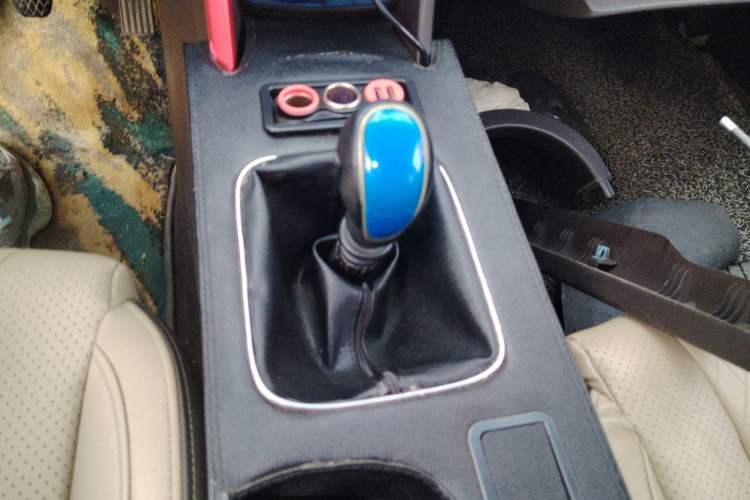 Used Baojun 310W 2017 1.5L Manual Fashion Model China V