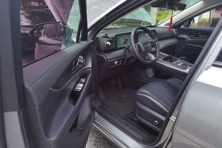 Used Chery Tiggo 9 2023 2.0T Dual-Clutch Two-Wheel Drive Luxury Edition 5 Seats