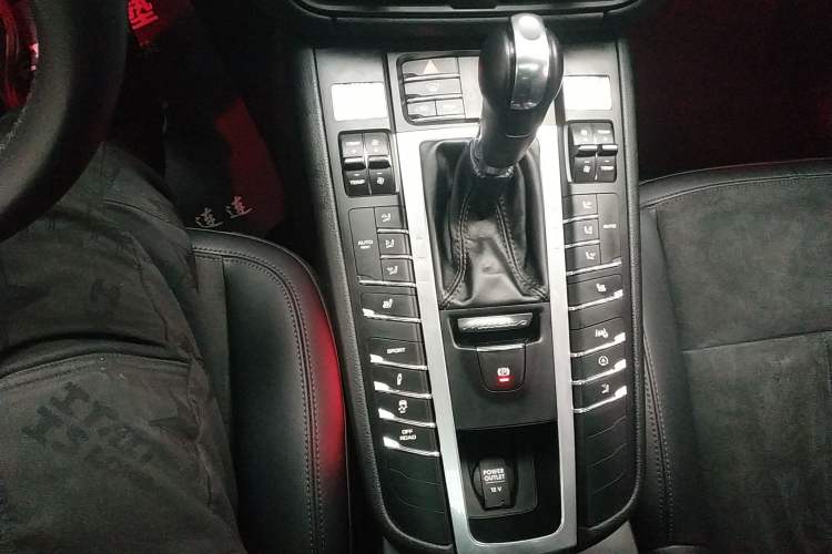 Used Porsche Macan 2018 Macan 2.0T
