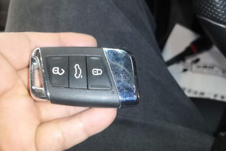 Used Volkswagen Passat 2023 Facelift 330TSI Luxury Edition
