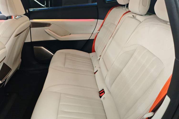 Used ONVO L60 2024 60 kWh Rear-Drive Version
