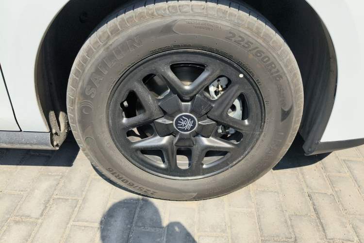 Used BYD Qin PLUS 2025 DM-i Smart Drive 55KM Leading Model
