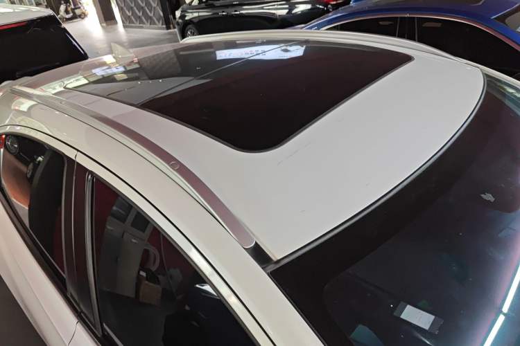 Used Honda XR-V 2021 1.5L CVT Comfort Version Roof