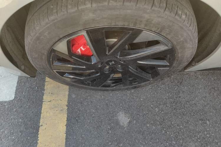 Used Dongfeng eπ eπ007 2024 All-Electric 620 RuYi Edition
