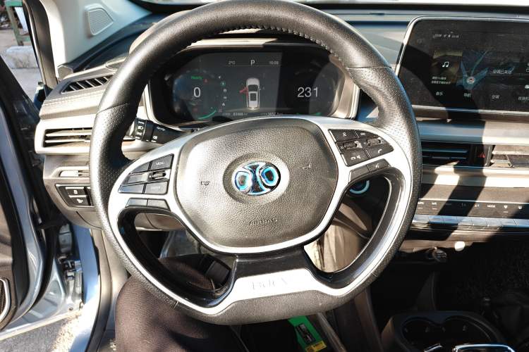 Used BAIC Beijing EX3 2019 R600 Jingshang Edition Steering Wheel