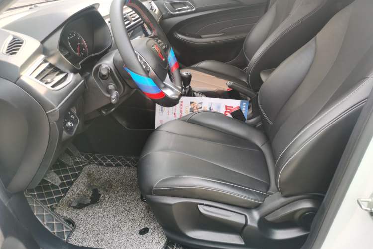 Used Roewe i5 2020 1.5L Manual 4G Connect Leehao Flagship Edition