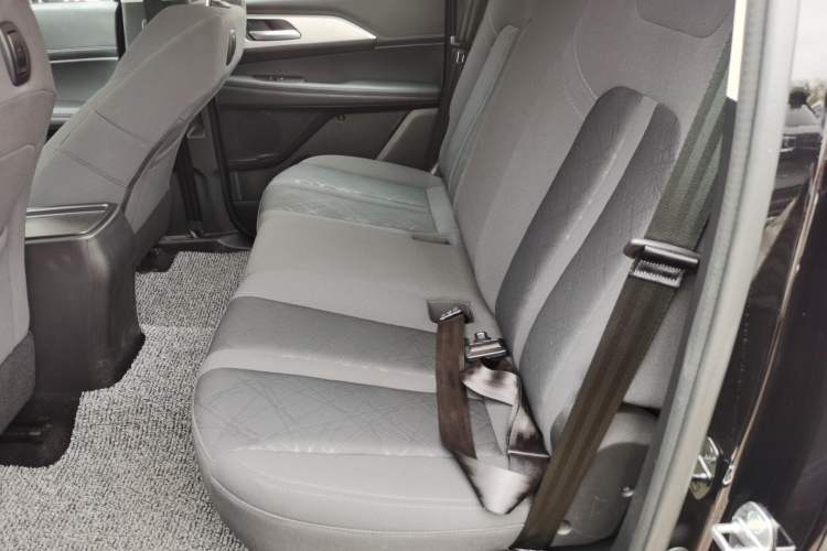 Used Great Wall King Kong Poer 2022 2.0T Manual Diesel Two-Wheel-Drive Entrepreneurial Long-Box Version GW4D20M