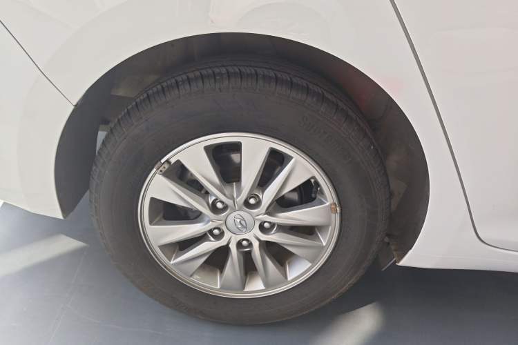 Used Hyundai Celesta 2020 1.6L Automatic GL Enjoyable Edition Right Rear Wheel Hub