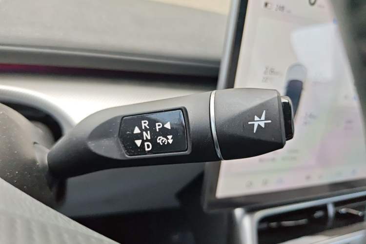 Used ARCFOX Alpha S5 2024 560MAX 185kW Gear Lever