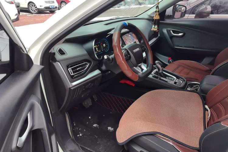 Used JETOUR X70M 2020 Revised Version 1.5T DCT Companion Edition 5 Seats