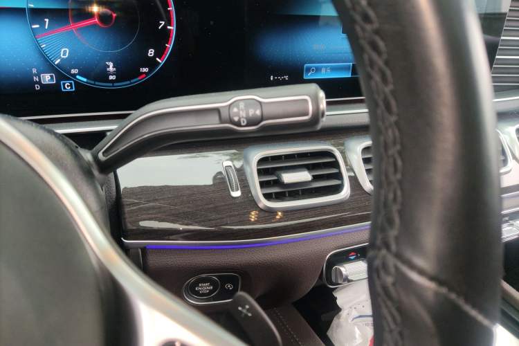 Used Mercedes-Benz GLE 2021 GLE 350 4MATIC Stylish Model Gear Lever