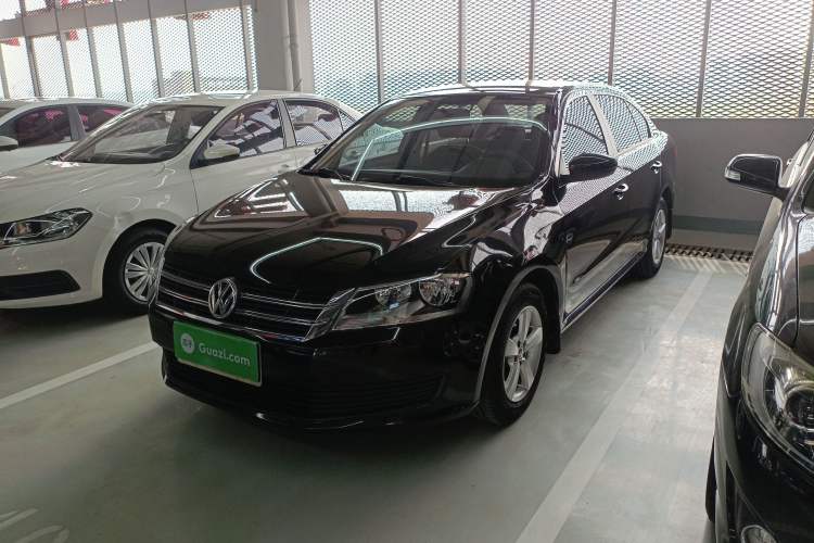 Used Volkswagen Lavida 2013 Revised Classic 1.6L Manual Fashion Edition