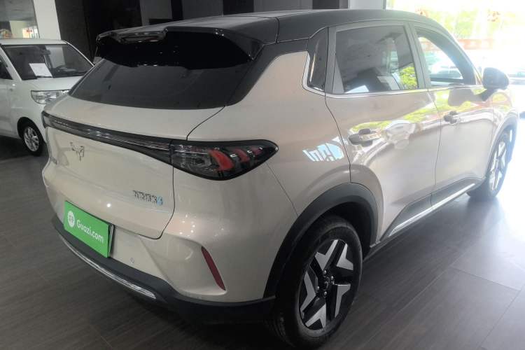 Used Wuling Bingo S 2025 Model 430km Flagship Edition Rear Right 45 Deg