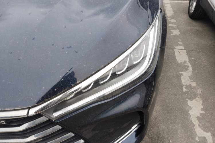 Used BYD Song MAX 2019 1.5T Manual Smart Connect Ruiyi Model 6 Seats China V Standard
