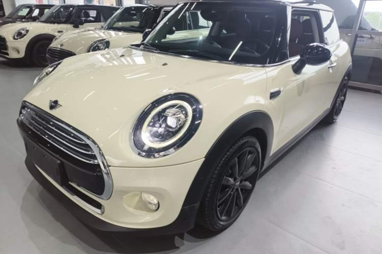 Used MINI 2018 1.5T COOPER Artist