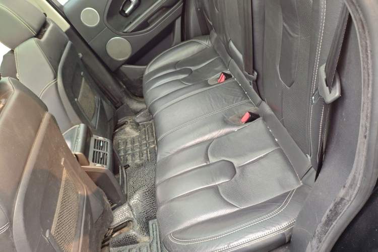 Used Land Rover Range Evoque 2013 2.2T 5-Door Diesel Edition Left Rear Seat