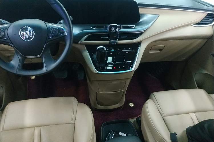 Used Buick GL8 2021 ES Land Cruiser 653T Flagship Model