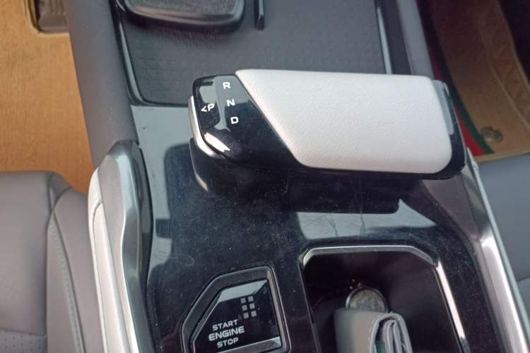 Used CHANGAN UNI-T 2023 2nd Generation 1.5T Flagship Version